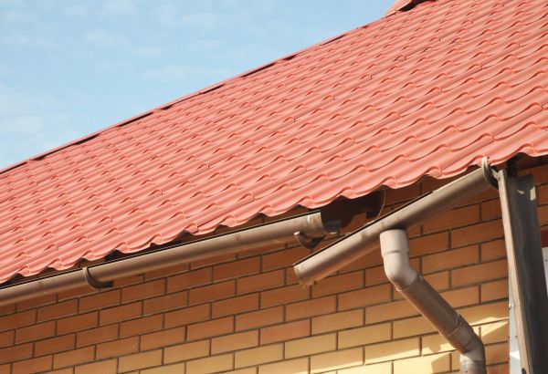 Loose Gutter Repair in Port Angeles